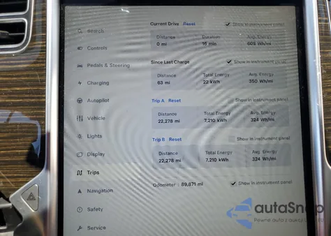 2016 Tesla Model S z USA, uszkodzony, nr VIN 5YJSA1E24GF131563